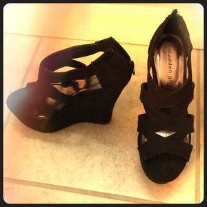 Never Worn Madden Girl Wedges!